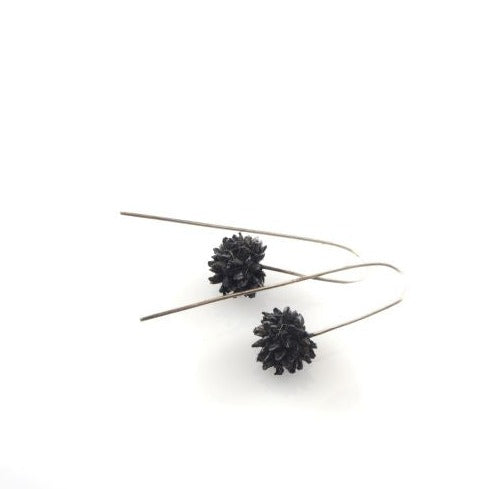 black buttongrass earrings by janine combes 