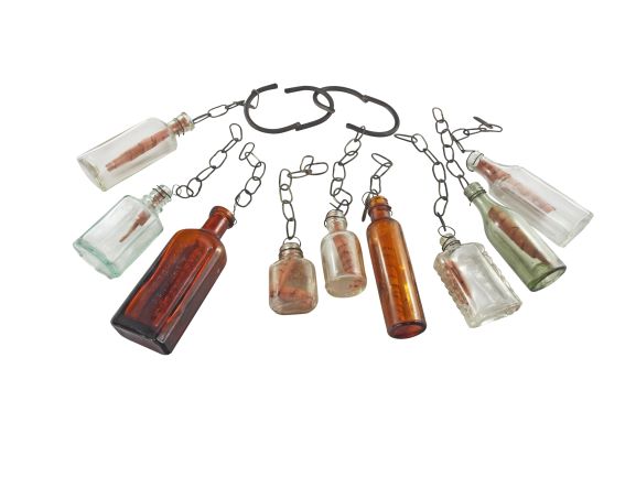 chatelaine for nine convict women, janine combes