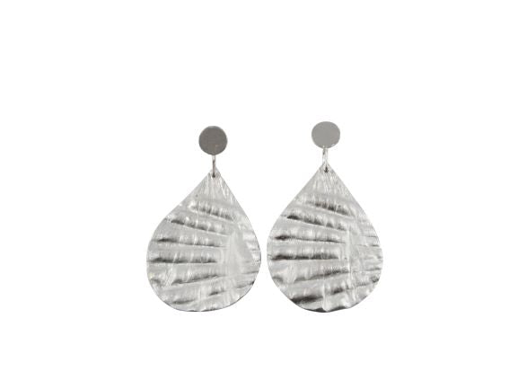 silver tide earrings by janine combes