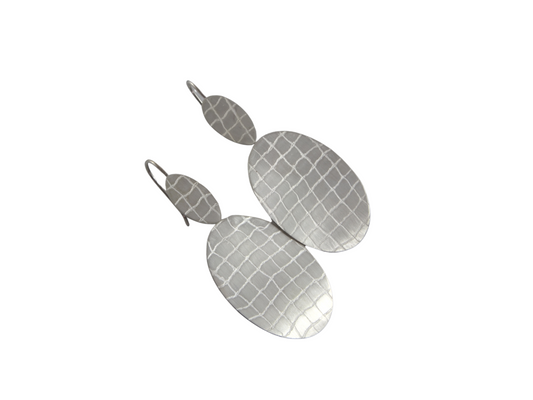 Tide texture earrings